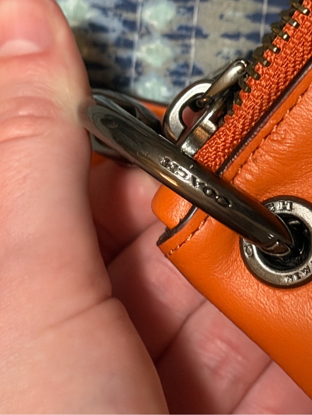 Coach Orange Crossbody Bag - Classic Leather Shoulder Bag Like New - Picture 9 of 9